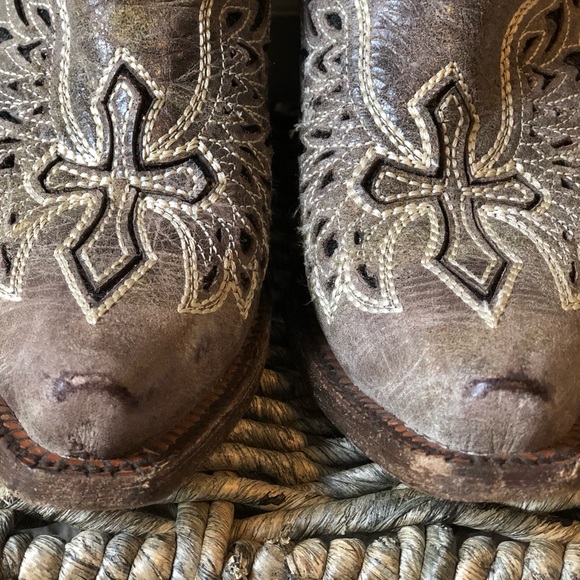 Corral Wing & Cross Boots - Picture 6 of 7